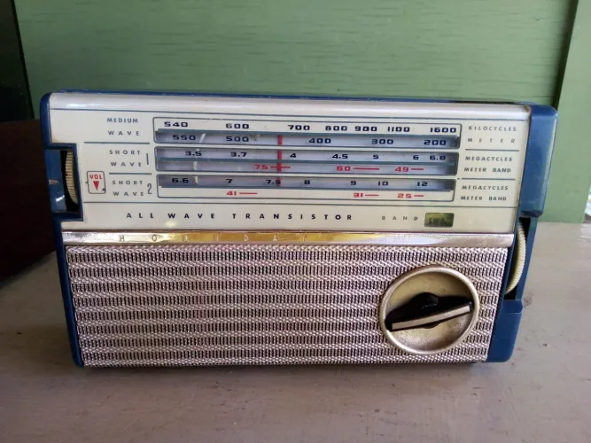 Rádio antigo