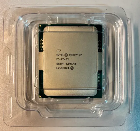 Processador Intel Core i7-7740X 4.3GHz (4.5GHz Max Turbo), Cache 8MB, LGA 2066