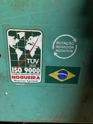 Ensiladeira Nogueira EN 6600 com motor trifásico