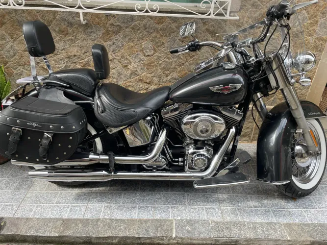 Harley Deluxe