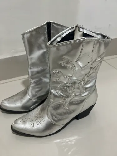 BOTA CANO MEDIO WESTERN metalizada