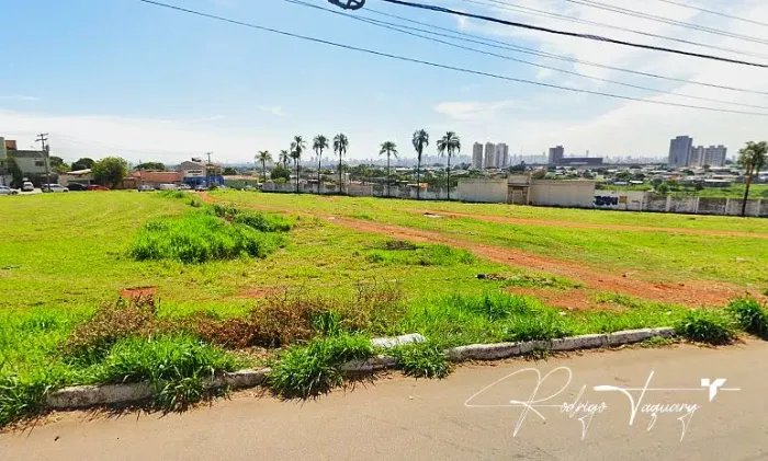 Área à venda no Capuava | Goiânia | 89.668,52 m² | Terreno plano | Uso misto | Excelente l