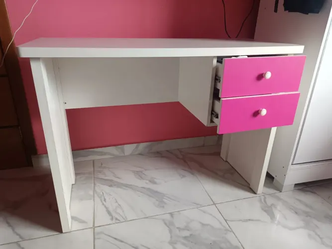 Escrivania de MDF