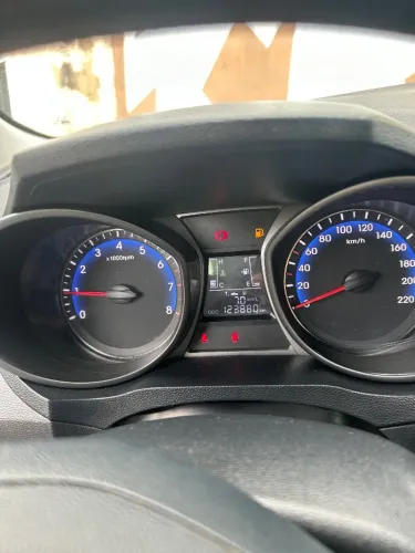 Hyundai HB20 Unique 1.0 Flex 12V Mec. 2019
