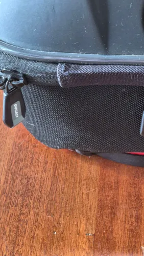 Bolsa tanque nova sem uso Ducati ,troco intercomunicador