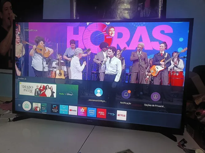 Smart tv 43 Samsung de barbada