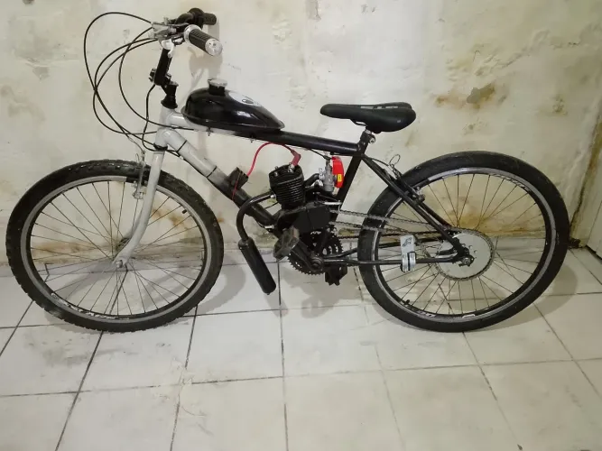 Bicicleta motorizada aro 26 defeito