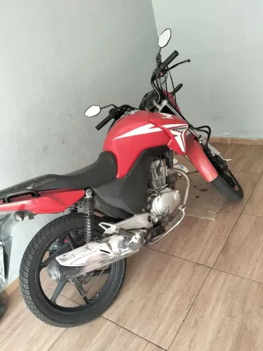Oportunidade! Titan 150 ESD 2015 Conservadíssima - Pegar e Rodar