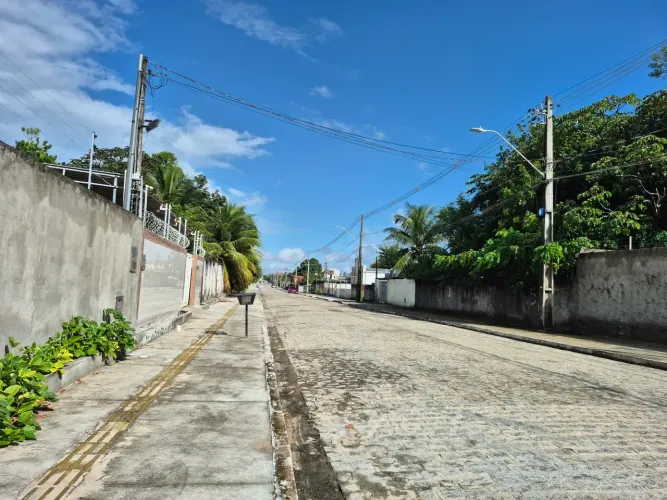 Vendo Lote de Terreno com 384 M2, Rua Calçada e Murado, Portal do Sol.