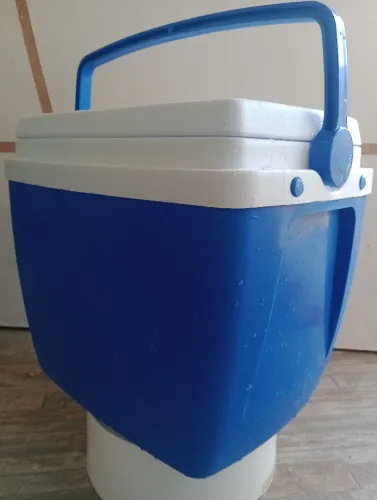 Caixa térmica 18 L.