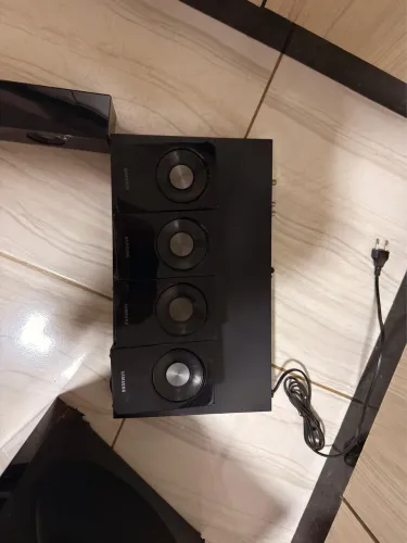 Home Theater Samsung/ Som