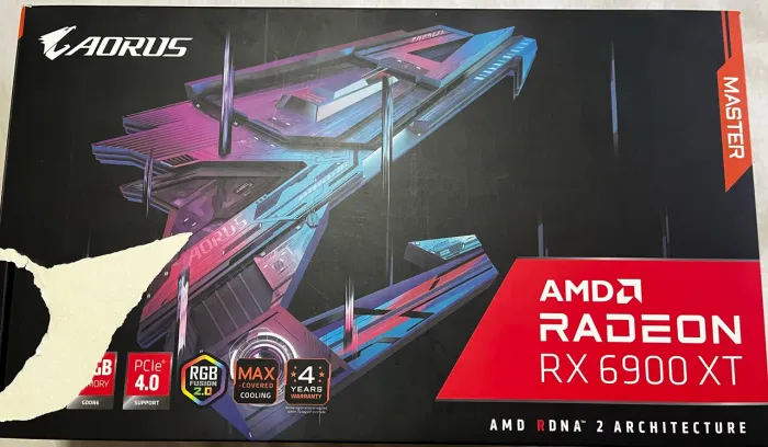 RX 6900 XT Aorus Master 16G Gigabyte (LCD Edge View)