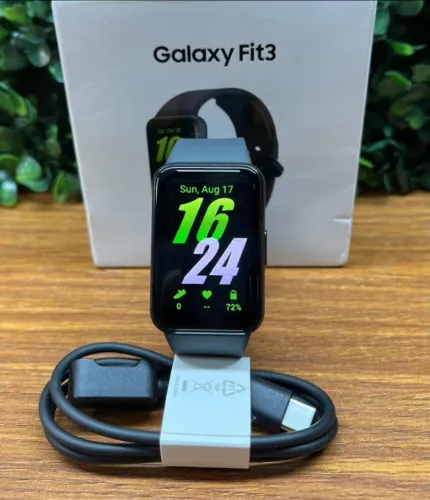Galaxy Fit3 Smartwatch Samsung com Monitor de Saúde e Mais de 100 Exercícios