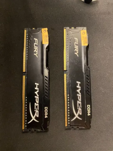 Memória RAM Kingston HyperX Fury 2 PENTES DE 4GB (2x4GB) DDR4 2400MHz