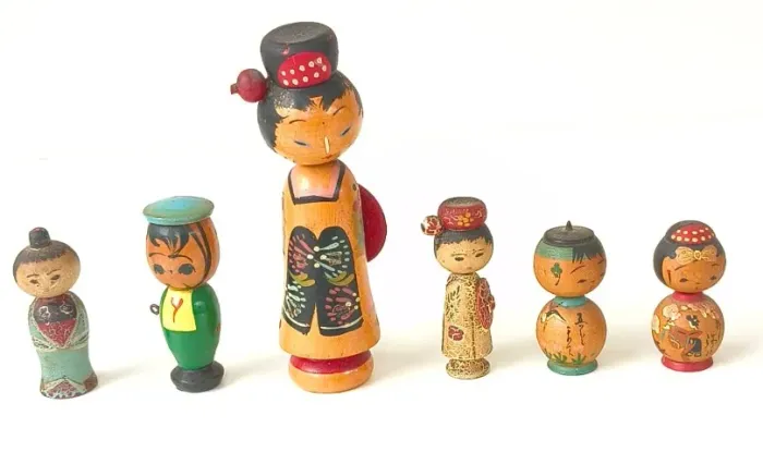Lote 6 Bonecas Japonesas Antigas Kokeshi Madeira Vintage Sosaku