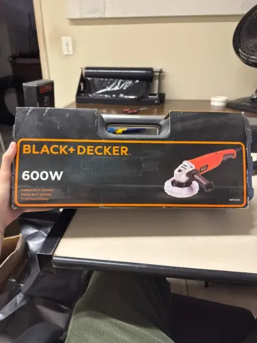 Politriz angular 5pol 600W com maleta WP600K Black Decker 220V