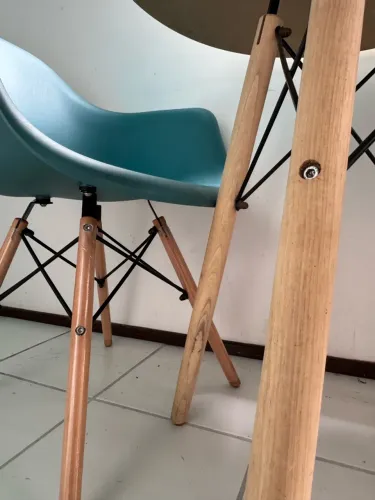 CONJUNTO MESA 70CM + 2 CADEIRAS