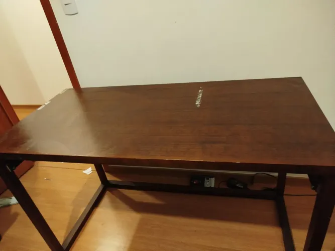 VENDO: Escrivaninha MADEIRA EXCELENTE 