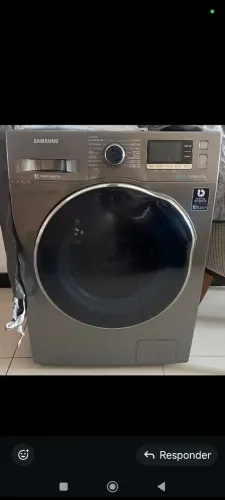 Máquina de lavar roupa 