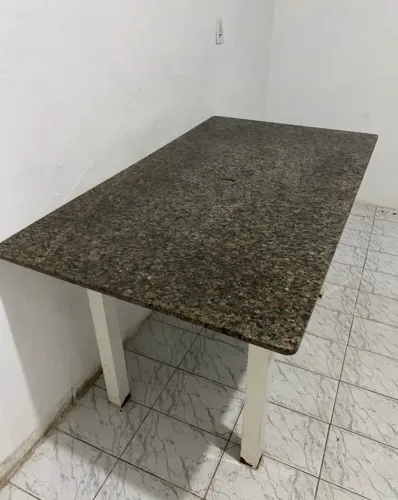 Vendo mesa de mármore 