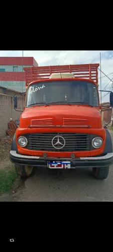 Vendo Caminhão Mercedes, ano 76 VL valor 120000
