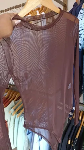 Blusa de tule