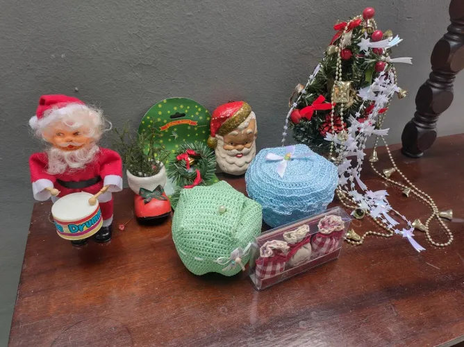 Enfeites antigos de natal. 50 reais 