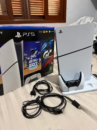Vendo Ps5 slim 825g!