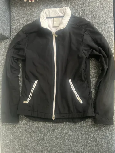 Jaqueta Nike impermeável acolchoada TAM P