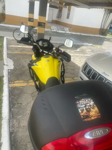 Suzuki DL 650xt V-strom 2024