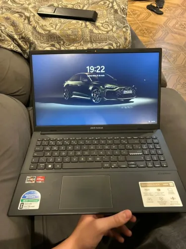 Notebook ASUS Vivobook Go 15 Ryzen 5 7520U | 8GB RAM | SSD 256GB | Tela IPS Full HD