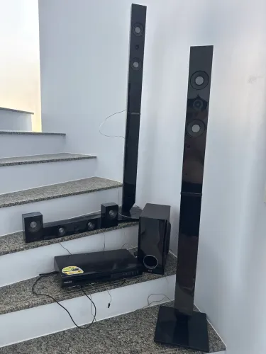 Home Theater Samsung com Torres (DVD 5.1