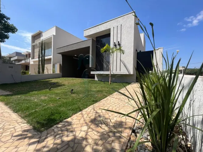 Casa térrea de 152m² com 03 suítes para venda em condomínio - Recreio das Acácias