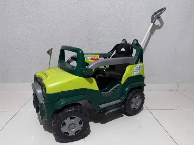 Carrinho de Passeio e Pedal Diipi Calesita Verde - Completo e Impecável!