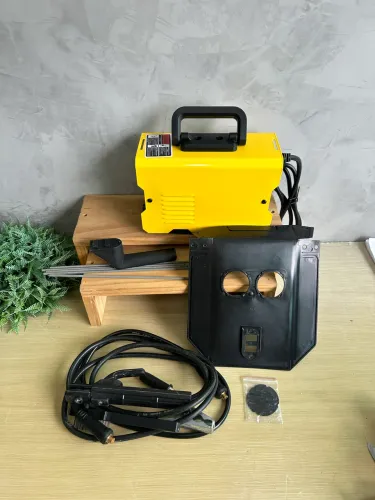 Máquina de Solda a Arco Portátil MMA-250 | Completa com Acessórios | Entrega Imediata