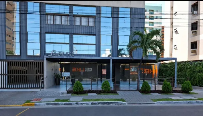 Restaurante servindo para cafeteria e loja de conveniência 