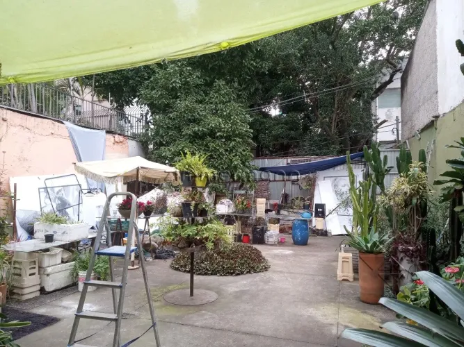 TERRENO A VENDA EM PINHEIROS