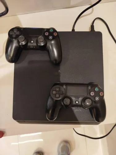 Ps4 Slim - Novo