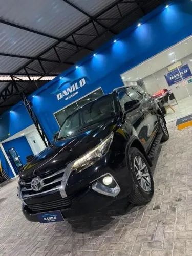 Toyota Hilux SW4 SRX 4X4 2.8 TDI 16V Dies. Aut. 2019