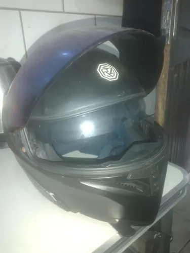 Capacete