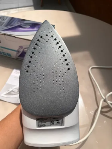 Ferro a vapor Black Decker 220v