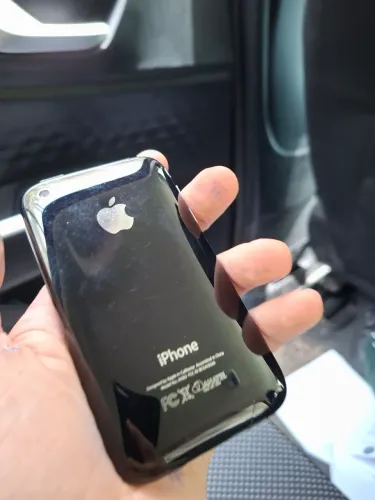 IPHONE 3GS BEM CONSERVADO
