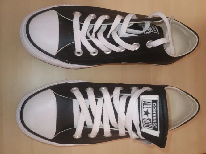 Tênis All Star feminino 35 em couro