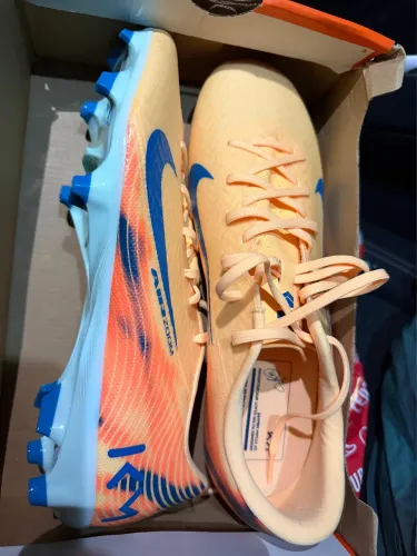 Chuteira Nike