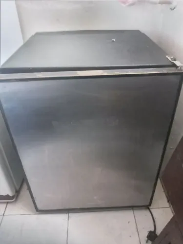 Frigobar usado funcionando perfeitamente