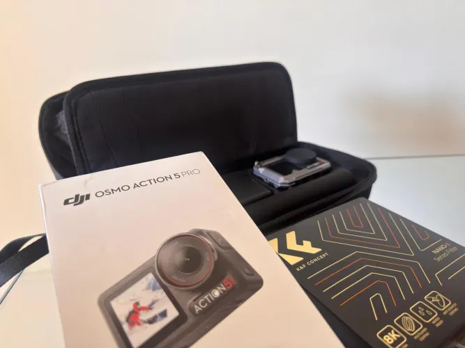 DJI Osmo Action 5 Pro - Adventure Combo!