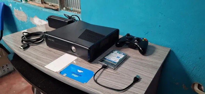 Xbox 360 completo + HD de 500GB com + 70 jogos!