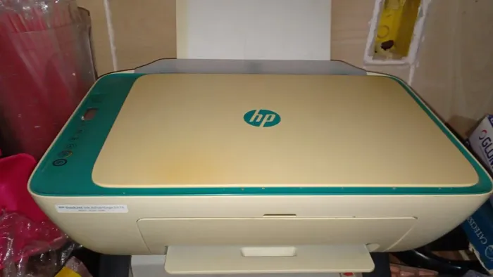 Multifuncional Hp com WIFI e cartucho cheios