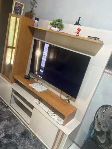 Televisão com defeito