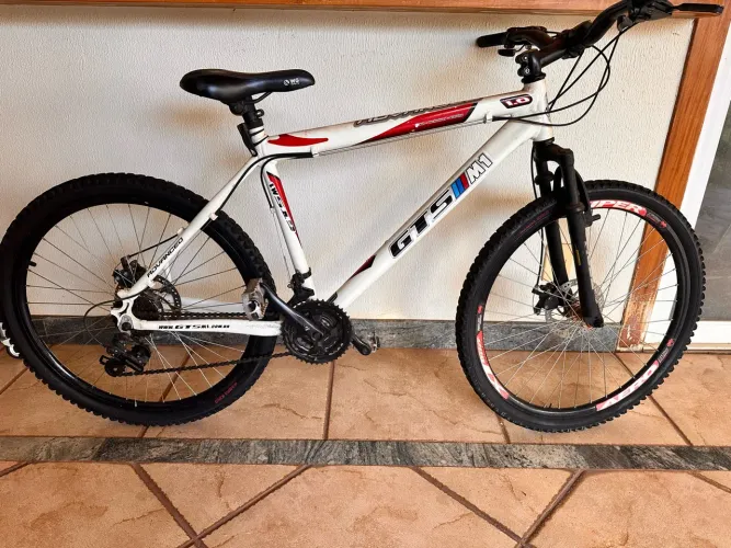 Bike GTS M1 a ADVANCED